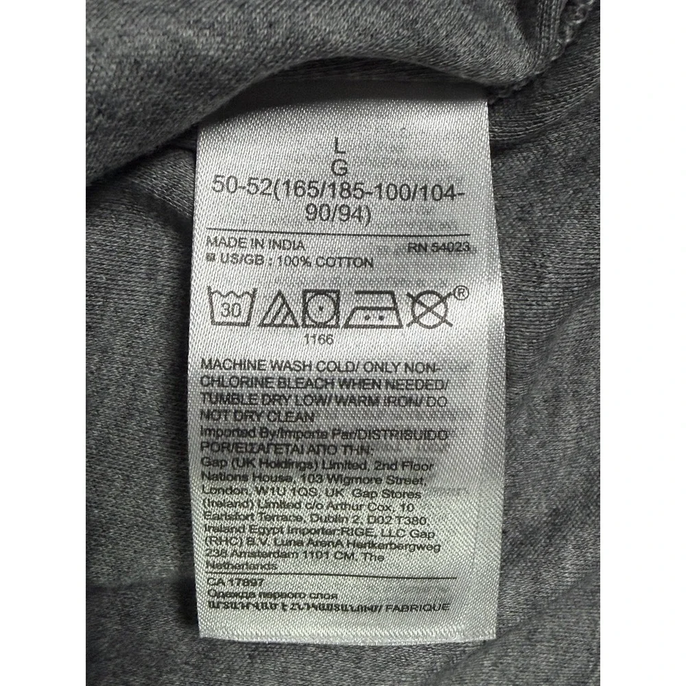 NWT Banana Republic Mens Large Luxury Touch Performance Knit T-Shirt V-Neck Gray